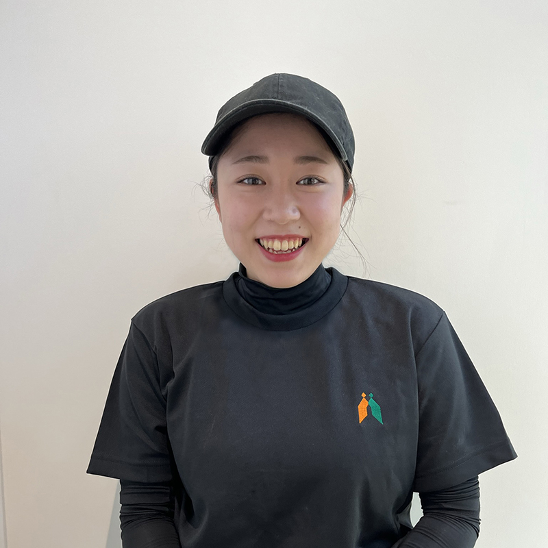 二平　菜々子