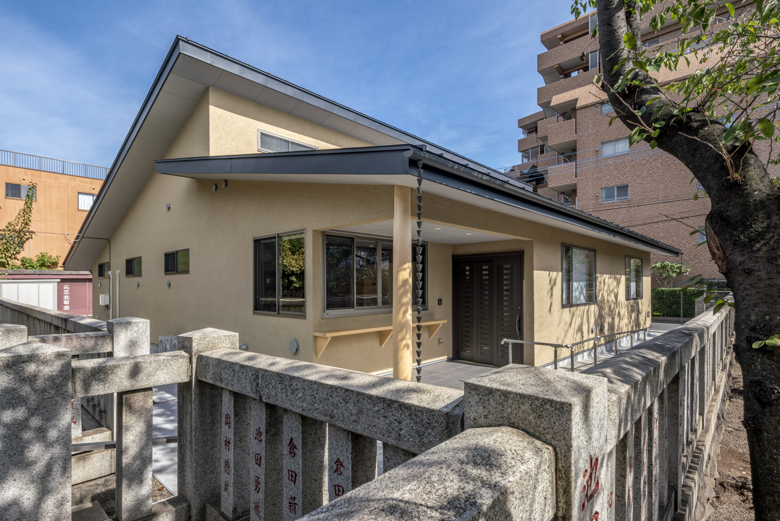 元郷氷川神社　社務所